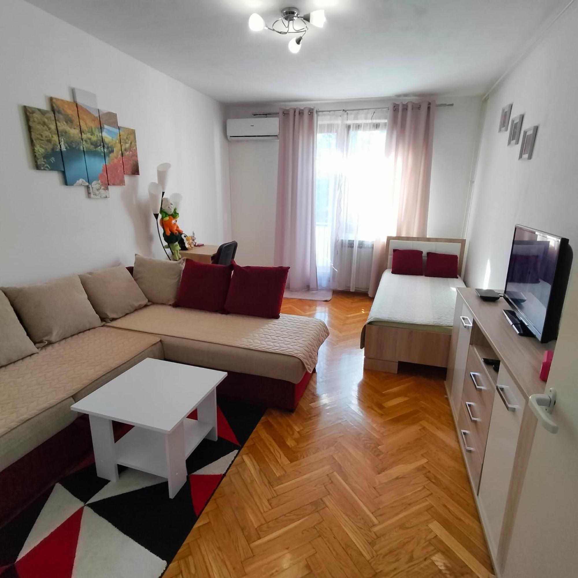Apartman "Plitvice And You" Plitvicka Jezera Bagian luar foto